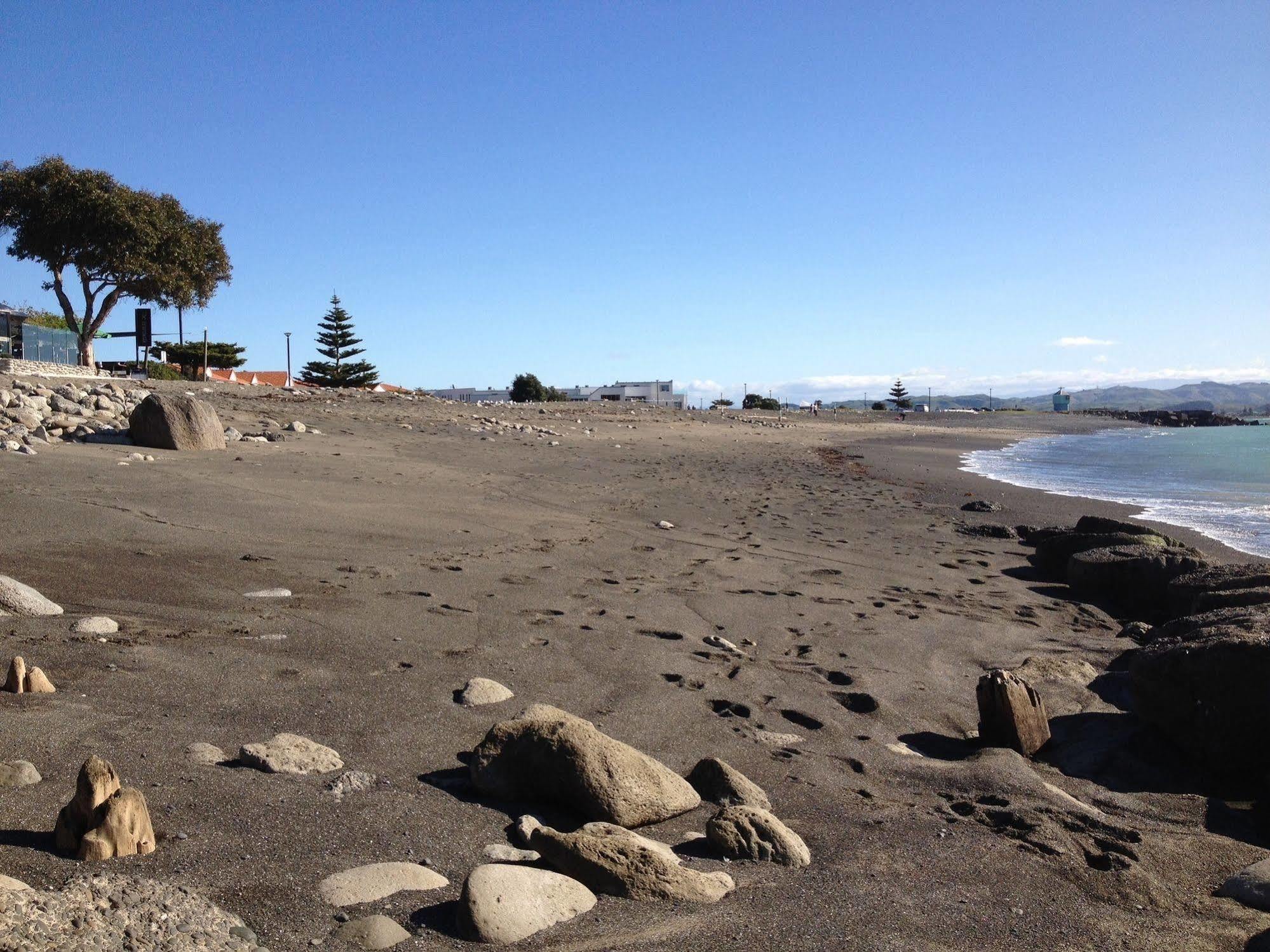 Harbour View Motel On Ahuriri Beach In Napier Nz With Sea View Suites Zewnętrze zdjęcie